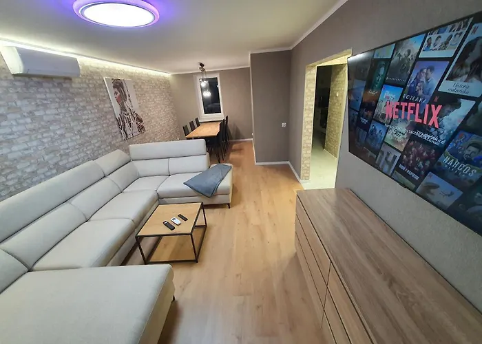 Jdk Apartamenty Legionow 74M2 8-Osobowy