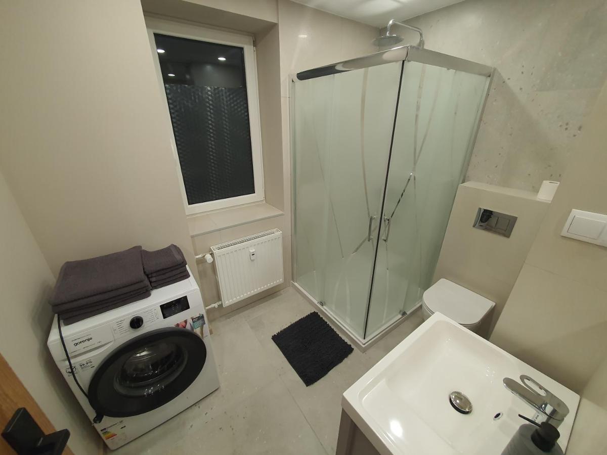 Apartment Jdk Legionow 74m2 8-osobowy *